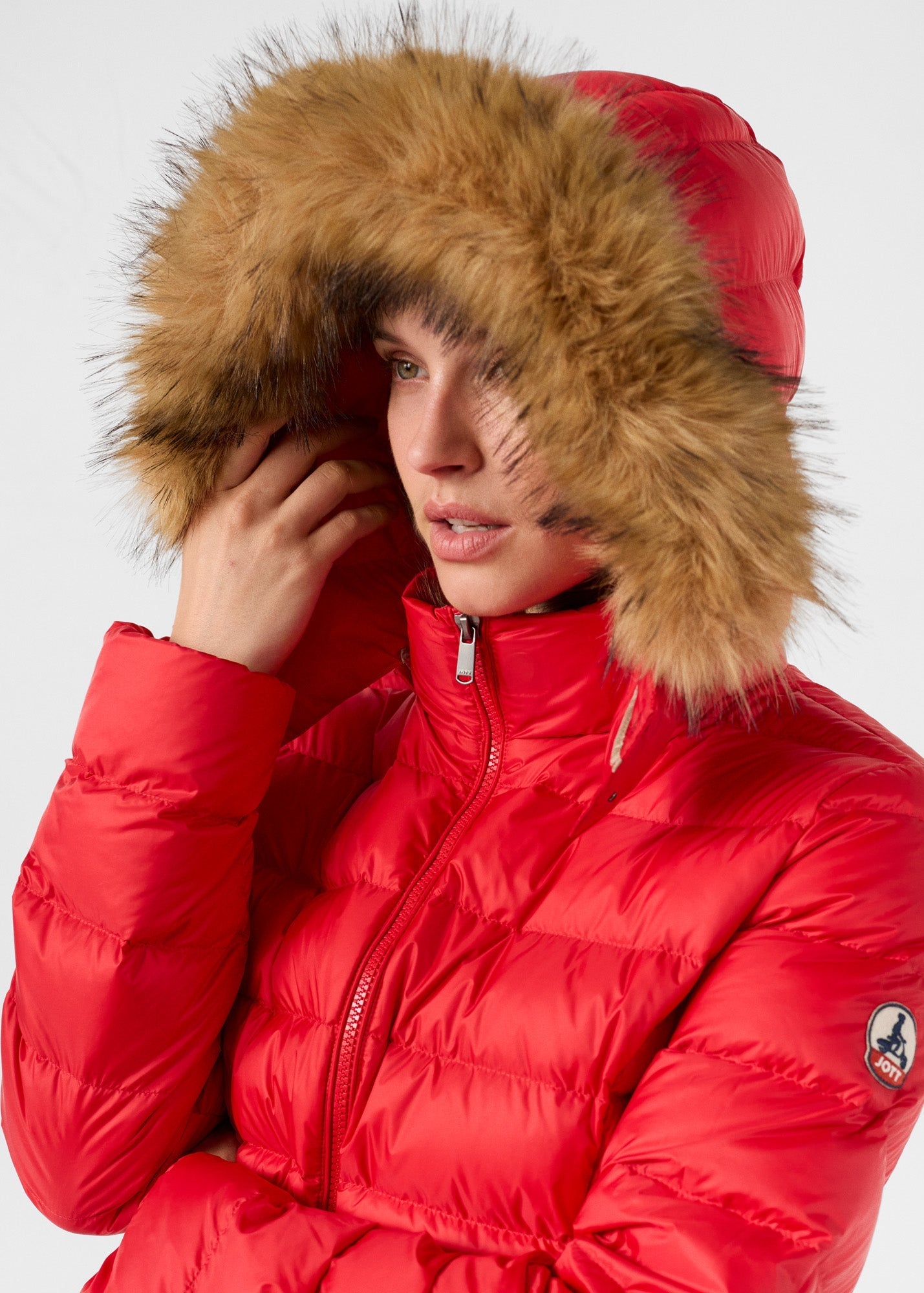 Doudoune à capuche Grand Froid Rouge carmin Luxe
