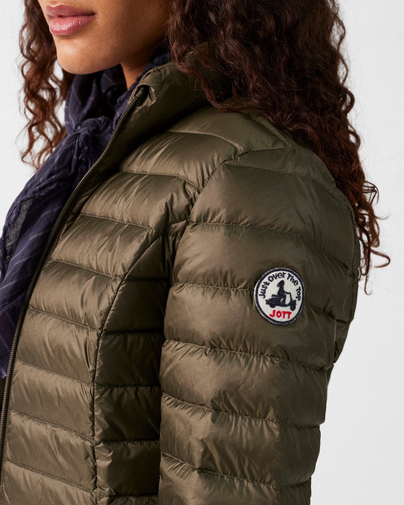 Doudoune légère Army Cha